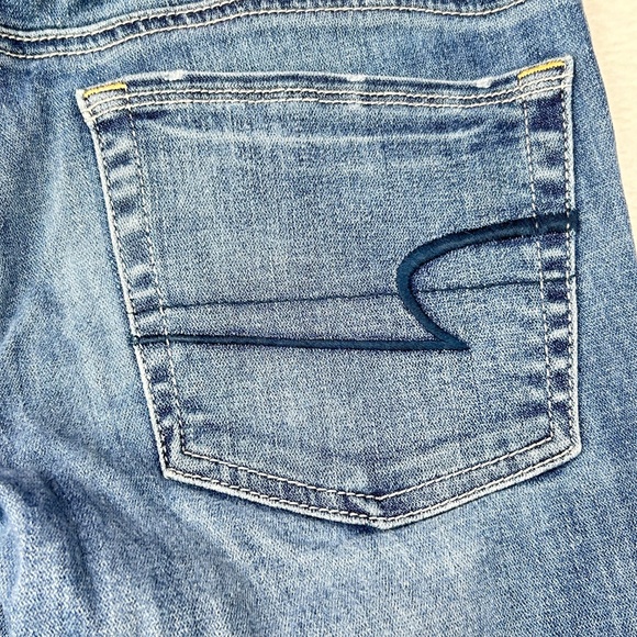 American Eagle Outfitters Womens Super Stretch Kick Boot Jeans Pants Size 2 Long - Picture 16 of 16